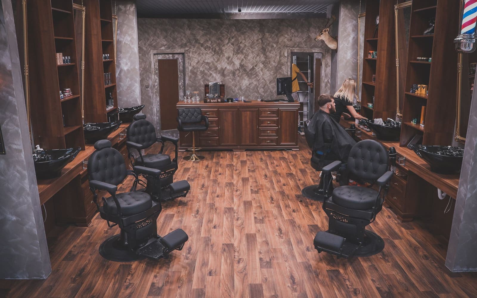 Pobočka Royal Barber & Shop České Budějovice — OC Igy